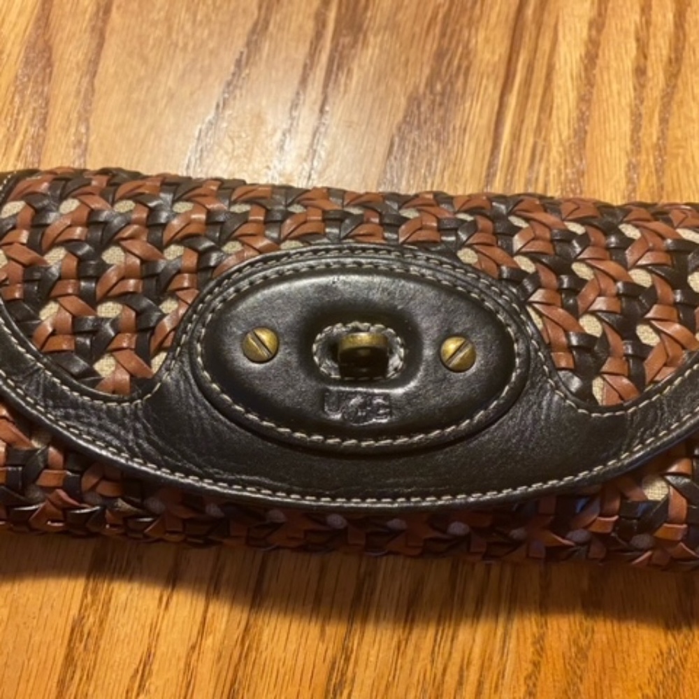 Vingtage Tri-Fold Geometric Black and Brown Ugg wallet